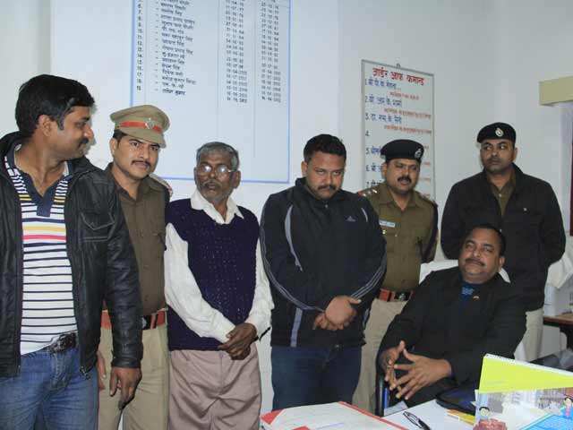 धरे गए ट्रेन का माल लूटने वाले गुंडे